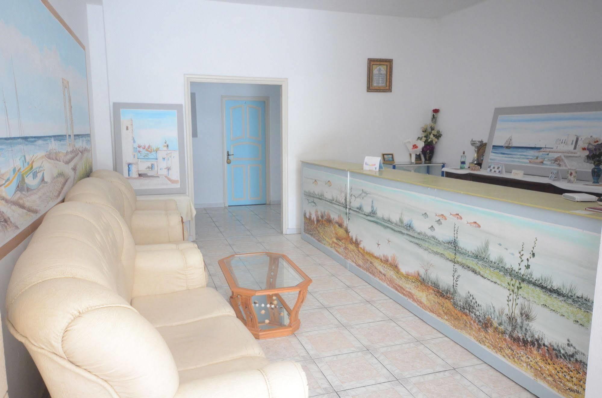 Bed & Breakfast Houria House Sable D'or